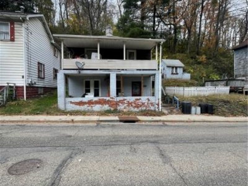 273-305 Mclister Avenue, Mingo Junction, OH 43938 Photo 4