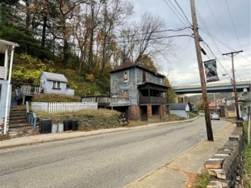 273-305 Mclister Avenue, Mingo Junction, OH 43938 Photo 6