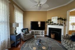 105 Barberry Street photo 4