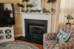 105 Barberry Street photo 4