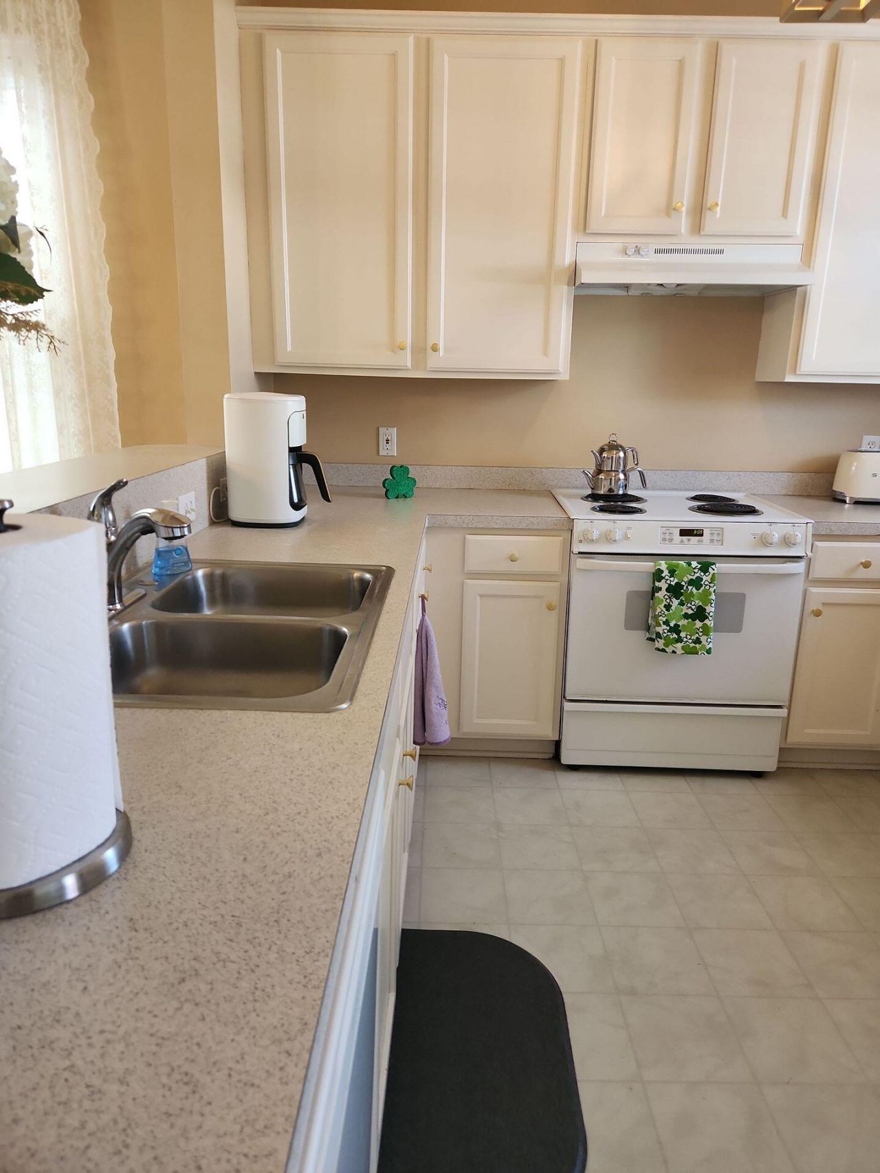 105 Barberry Street Photo 9