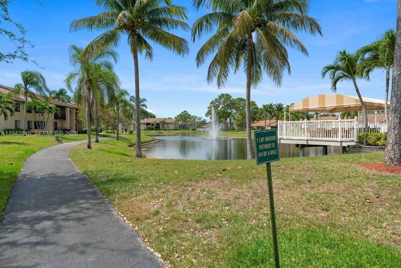 623 Sea Pine Way, Unit C1, Greenacres, FL 33415 Photo
