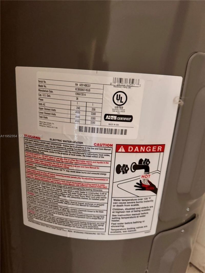 4879 N Hemingway Cir, Margate, FL 33063 Photo