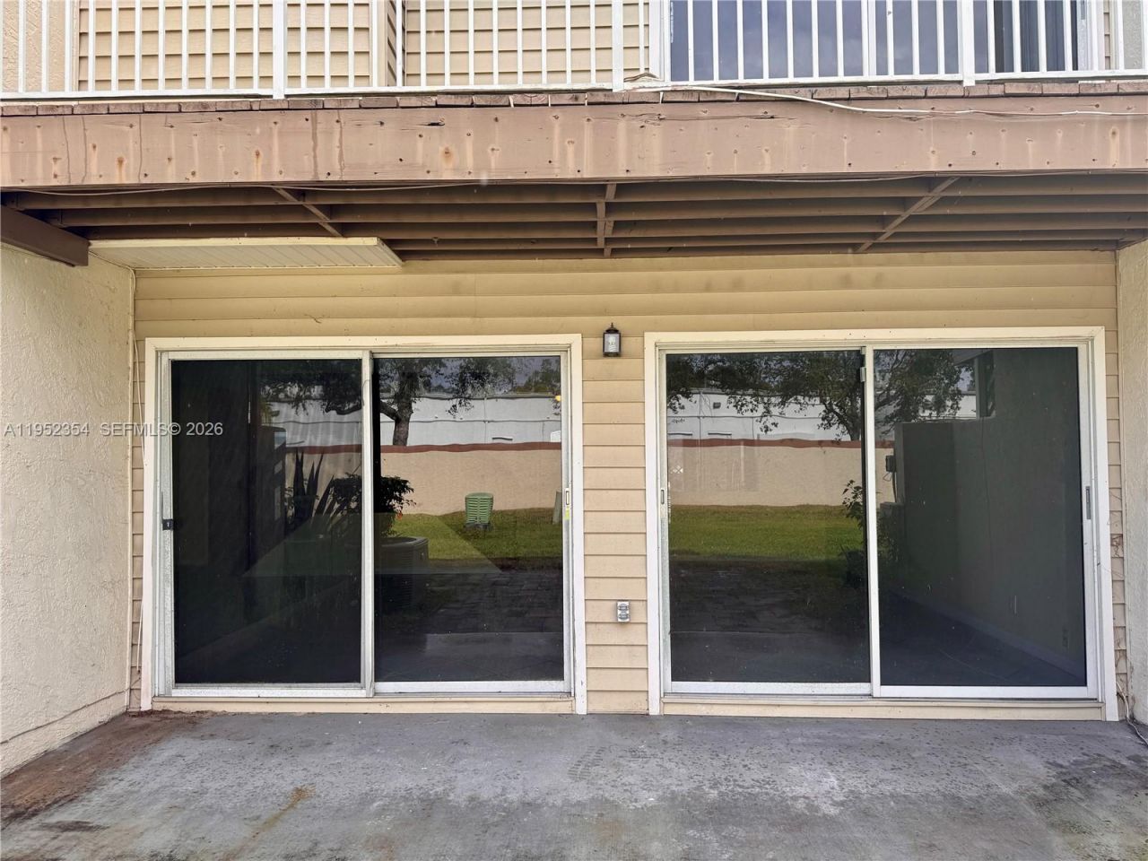 4879 N Hemingway Cir, Margate, FL 33063 Photo