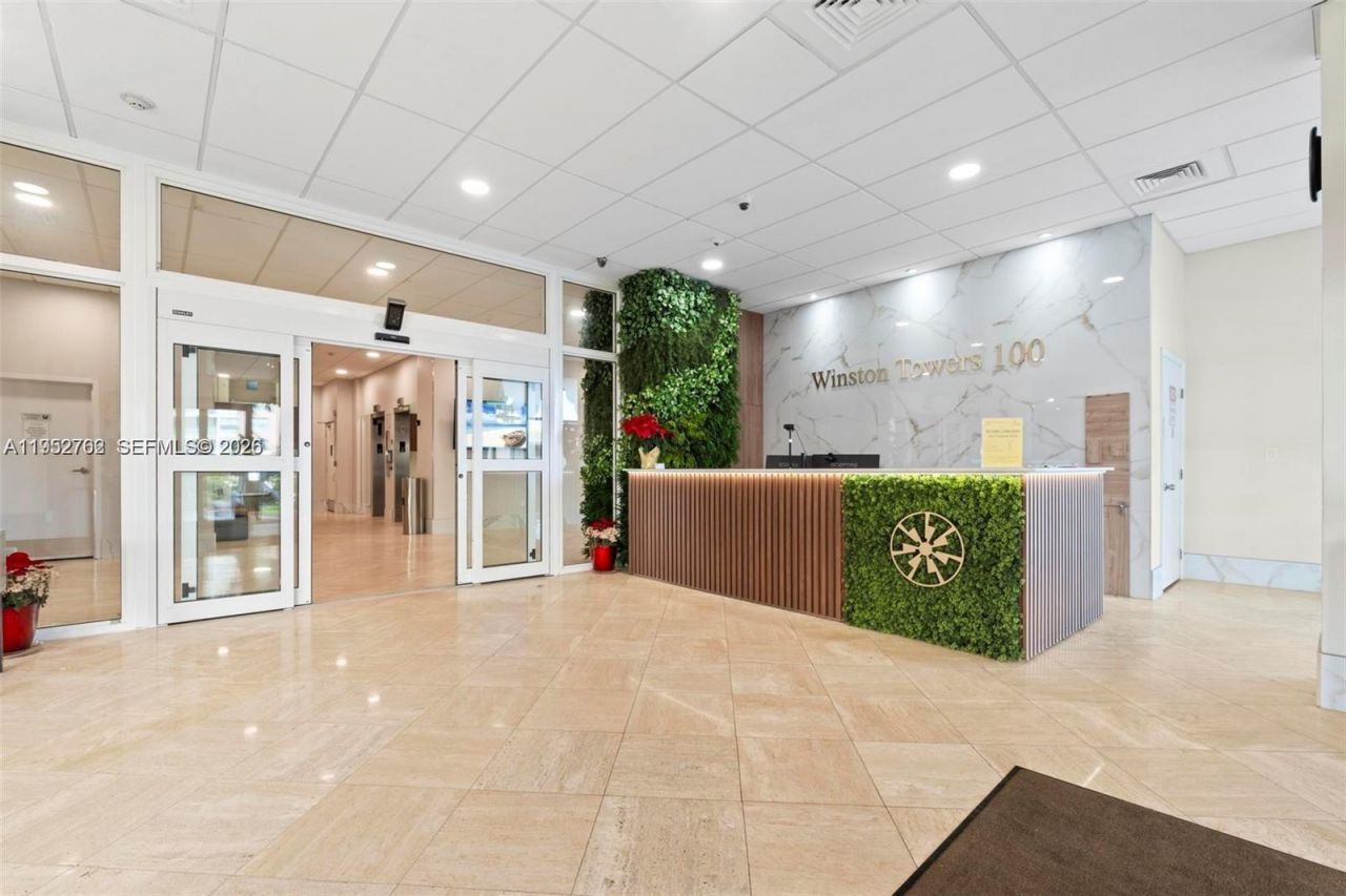 250 174th St, Unit 1410, Sunny Isles Beach, FL 33160 Photo