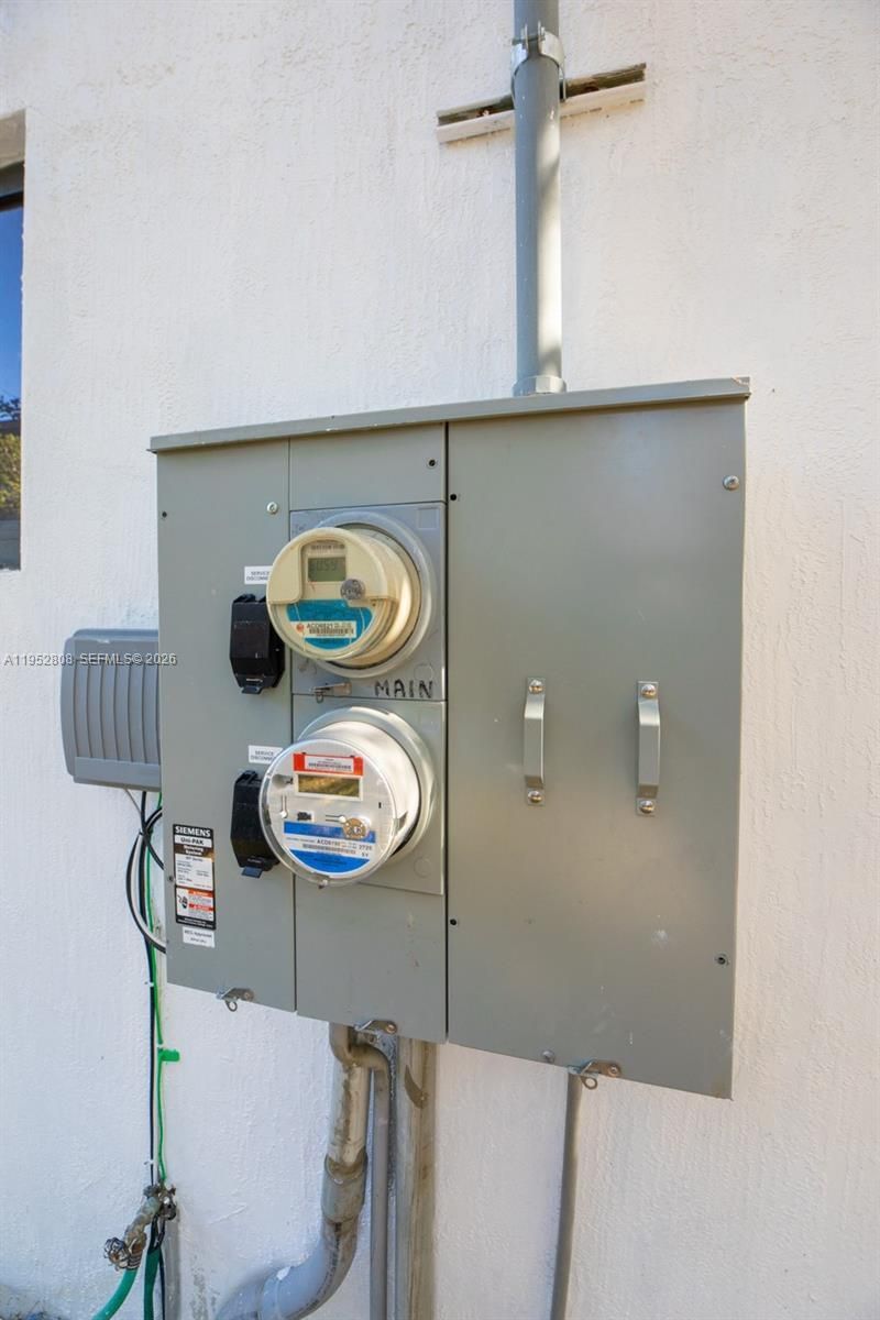 742 NW 70th St, Miami, FL 33150 Photo