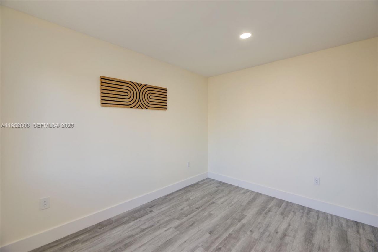 742 NW 70th St, Miami, FL 33150 Photo