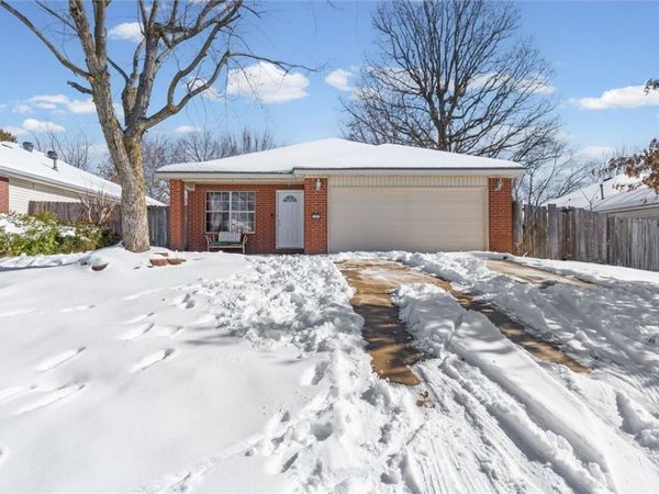 2495 Brookside Street, Springdale, AR 72764