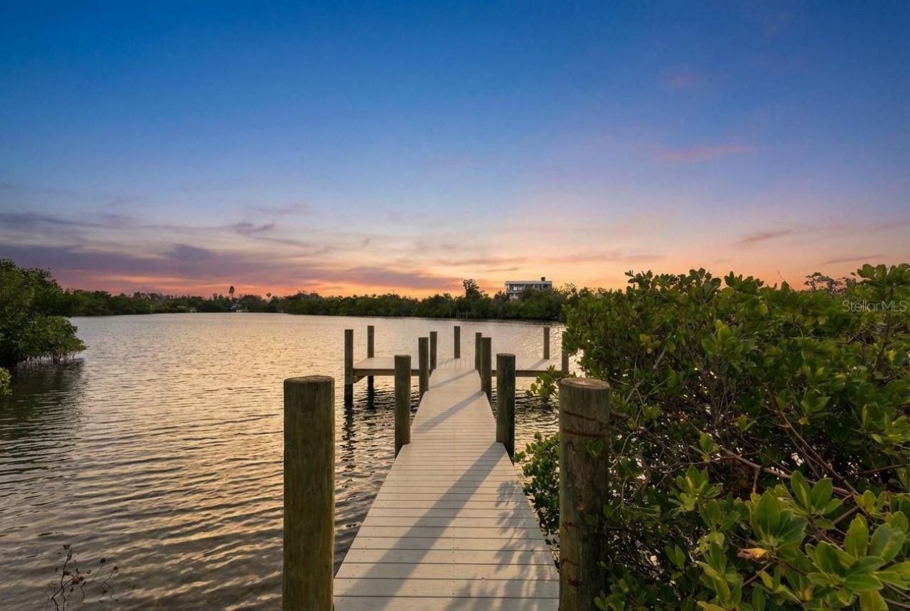 910 Bayshore Drive, Terra Ceia, FL 34250 Photo