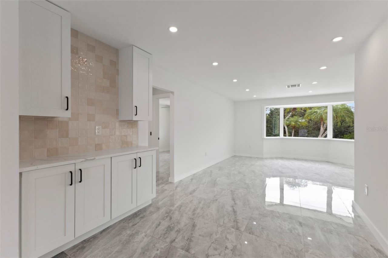 910 Bayshore Drive, Terra Ceia, FL 34250 Photo