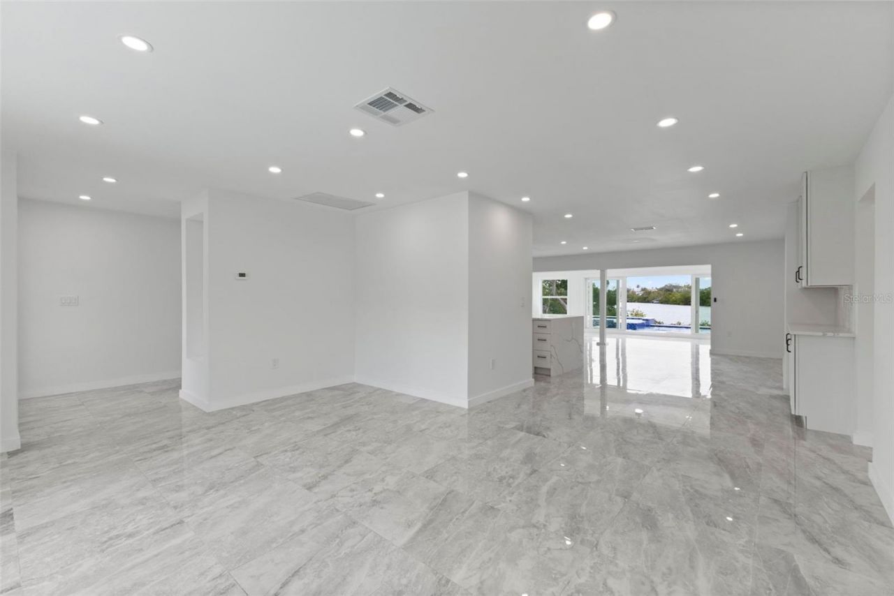 910 Bayshore Drive, Terra Ceia, FL 34250 Photo