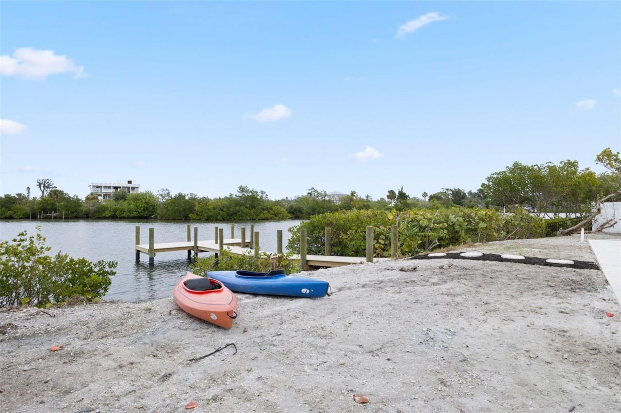 910 Bayshore Drive, Terra Ceia, FL 34250 Photo