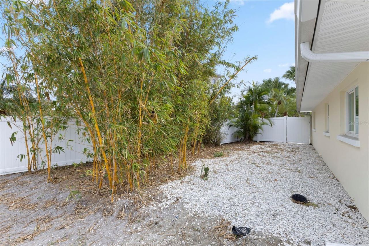 910 Bayshore Drive, Terra Ceia, FL 34250 Photo