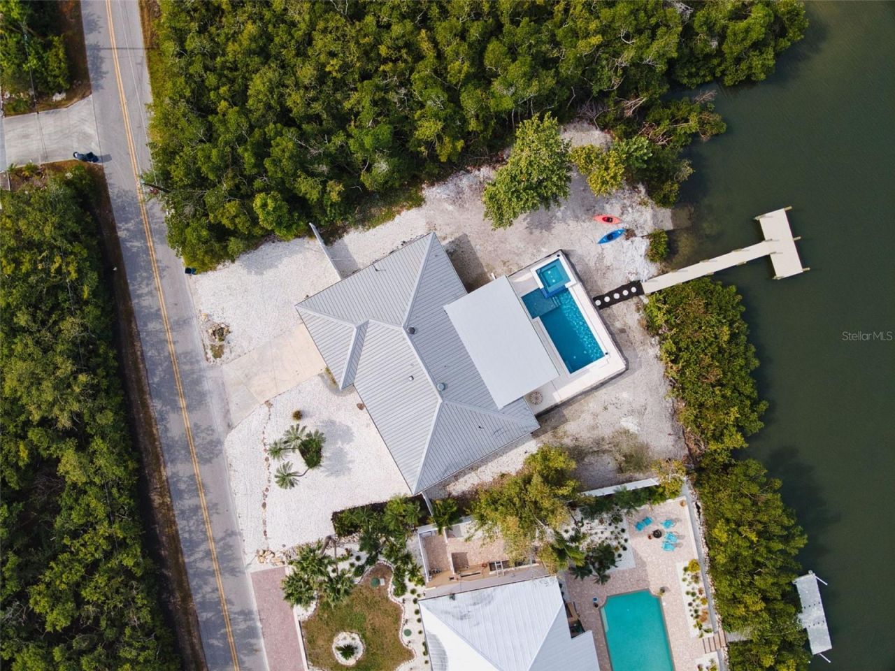 910 Bayshore Drive, Terra Ceia, FL 34250 Photo