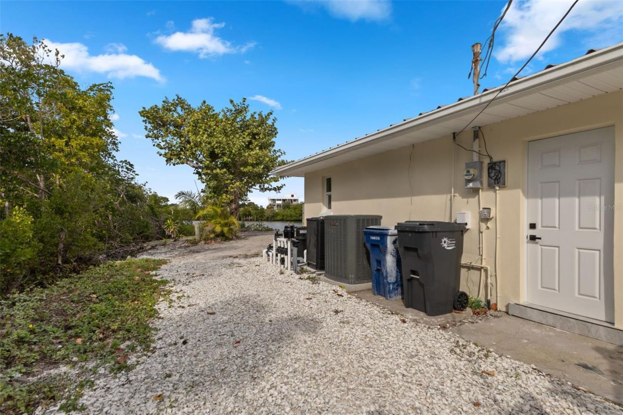 910 Bayshore Drive, Terra Ceia, FL 34250 Photo