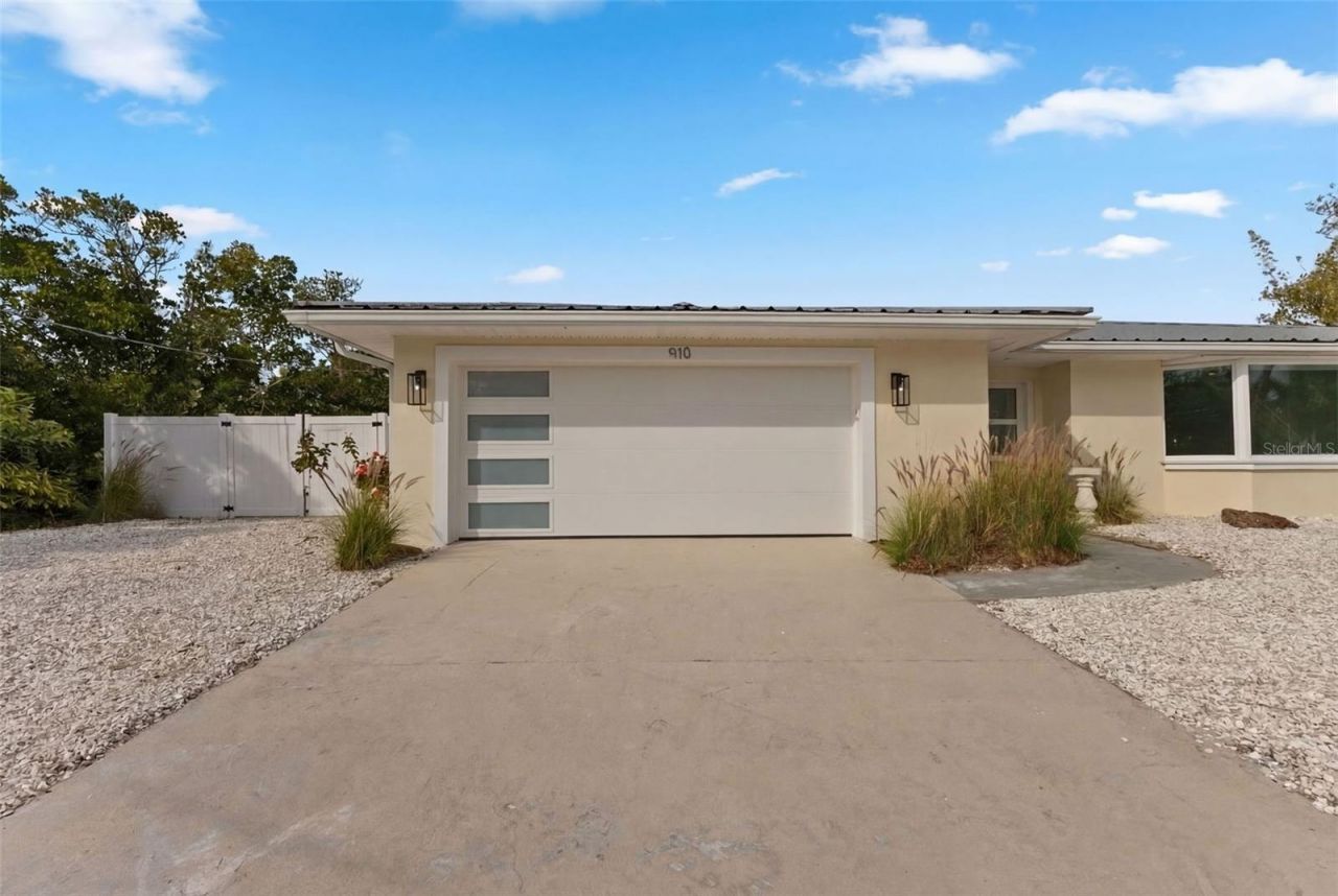 910 Bayshore Drive, Terra Ceia, FL 34250 Photo