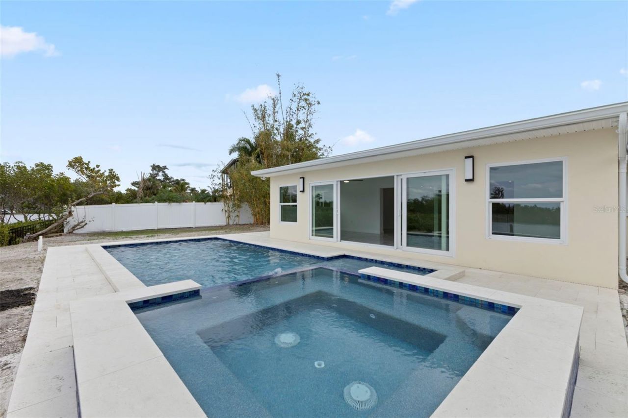 910 Bayshore Drive, Terra Ceia, FL 34250 Photo