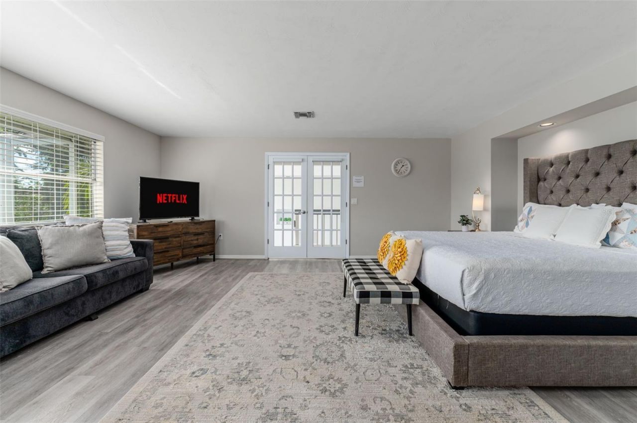 4137 Pinar Drive, Bradenton, FL 34210 Photo