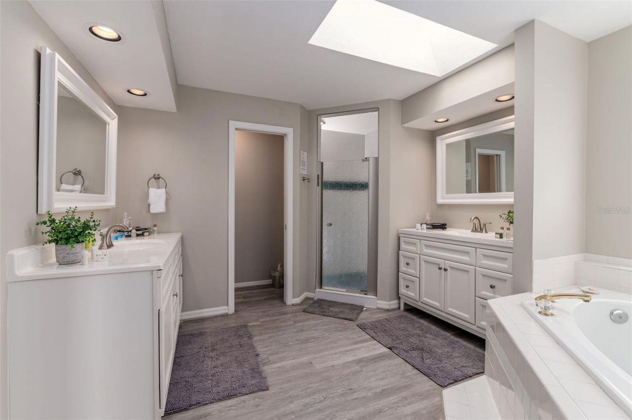 4137 Pinar Drive, Bradenton, FL 34210 Photo