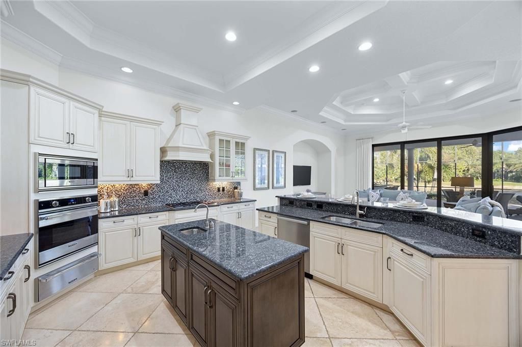 7788 Classics Dr, Naples, FL 34113 Photo