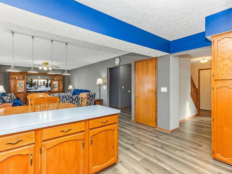 7921 Chetenham Drive, Westerville, OH 43081 Photo 12