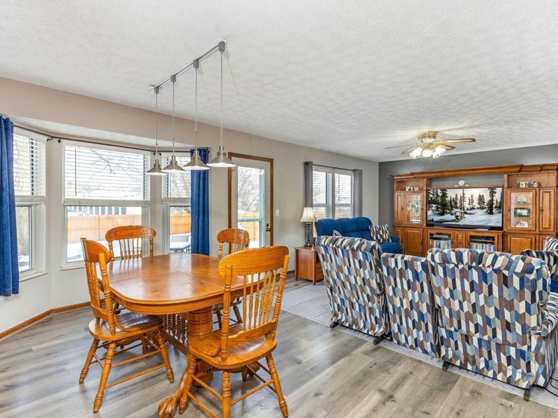 7921 Chetenham Drive, Westerville, OH 43081 Photo 16