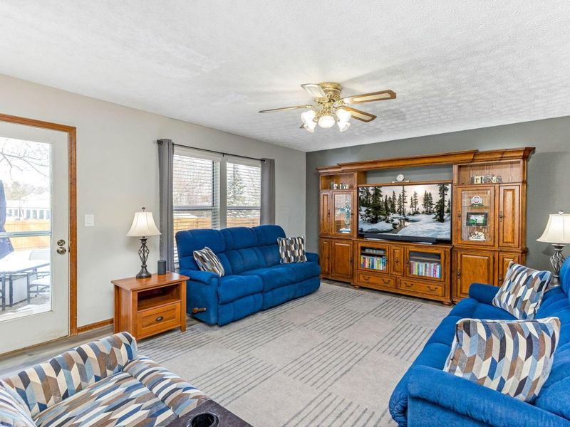 7921 Chetenham Drive, Westerville, OH 43081 Photo 18