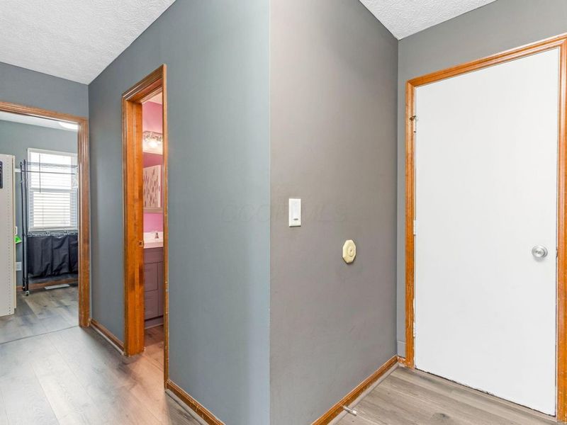 7921 Chetenham Drive, Westerville, OH 43081 Photo 21