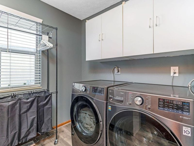 7921 Chetenham Drive, Westerville, OH 43081 Photo 24