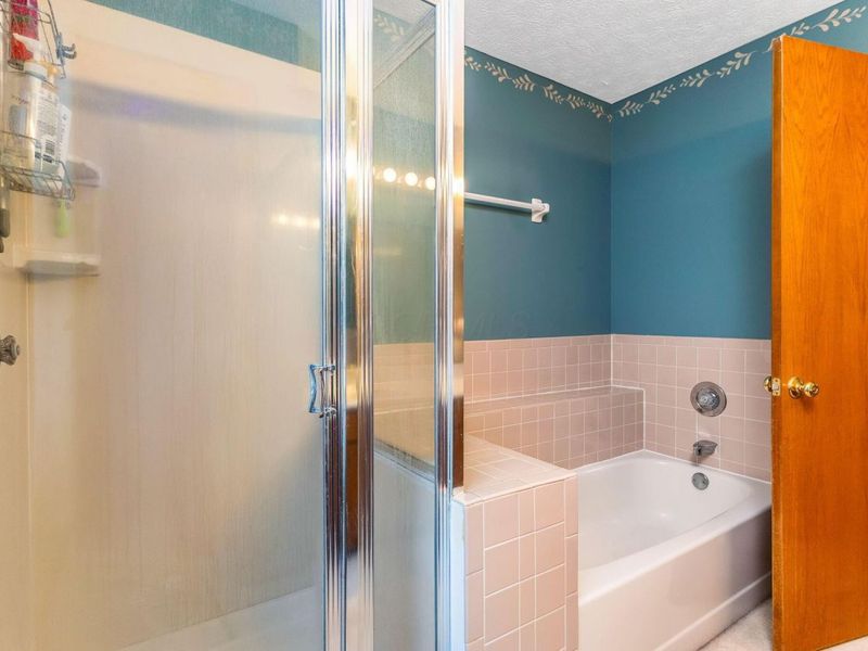 7921 Chetenham Drive, Westerville, OH 43081 Photo 37