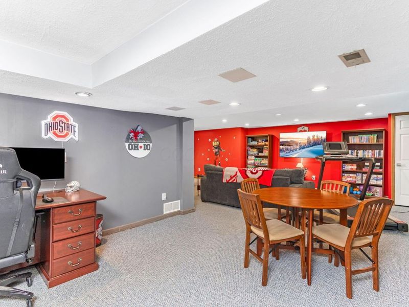 7921 Chetenham Drive, Westerville, OH 43081 Photo 50