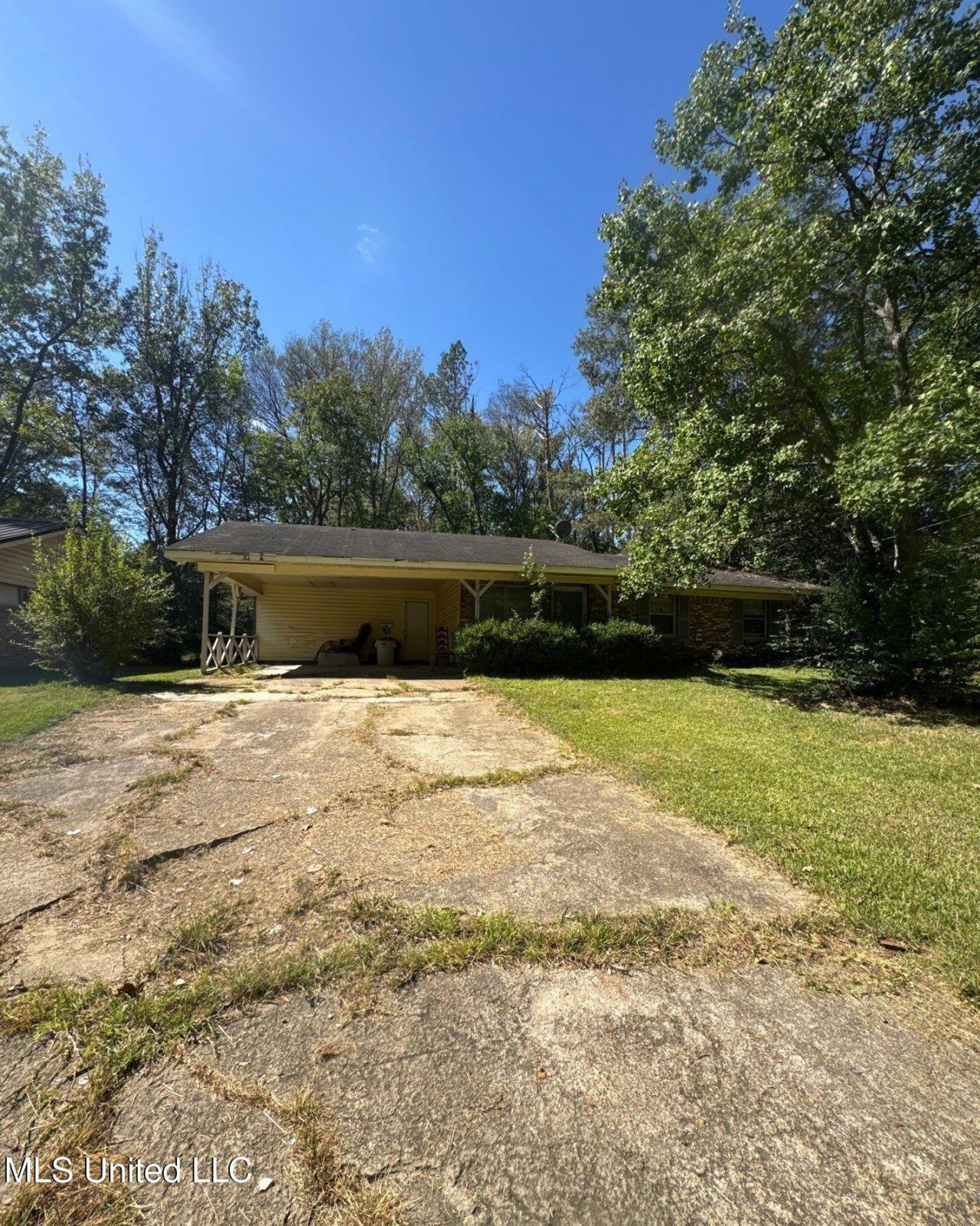 1869 Smallwood Street, Jackson, MS 39212 Main Photo