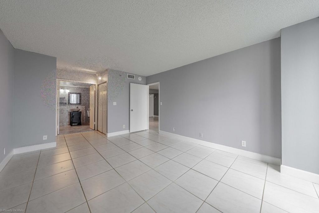 3300 NE 192 Street, Unit 1108, Aventura, FL 33180 Photo