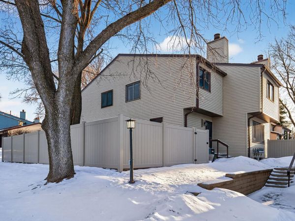 6368 Saint Johns Drive, Eden Prairie, MN 55346