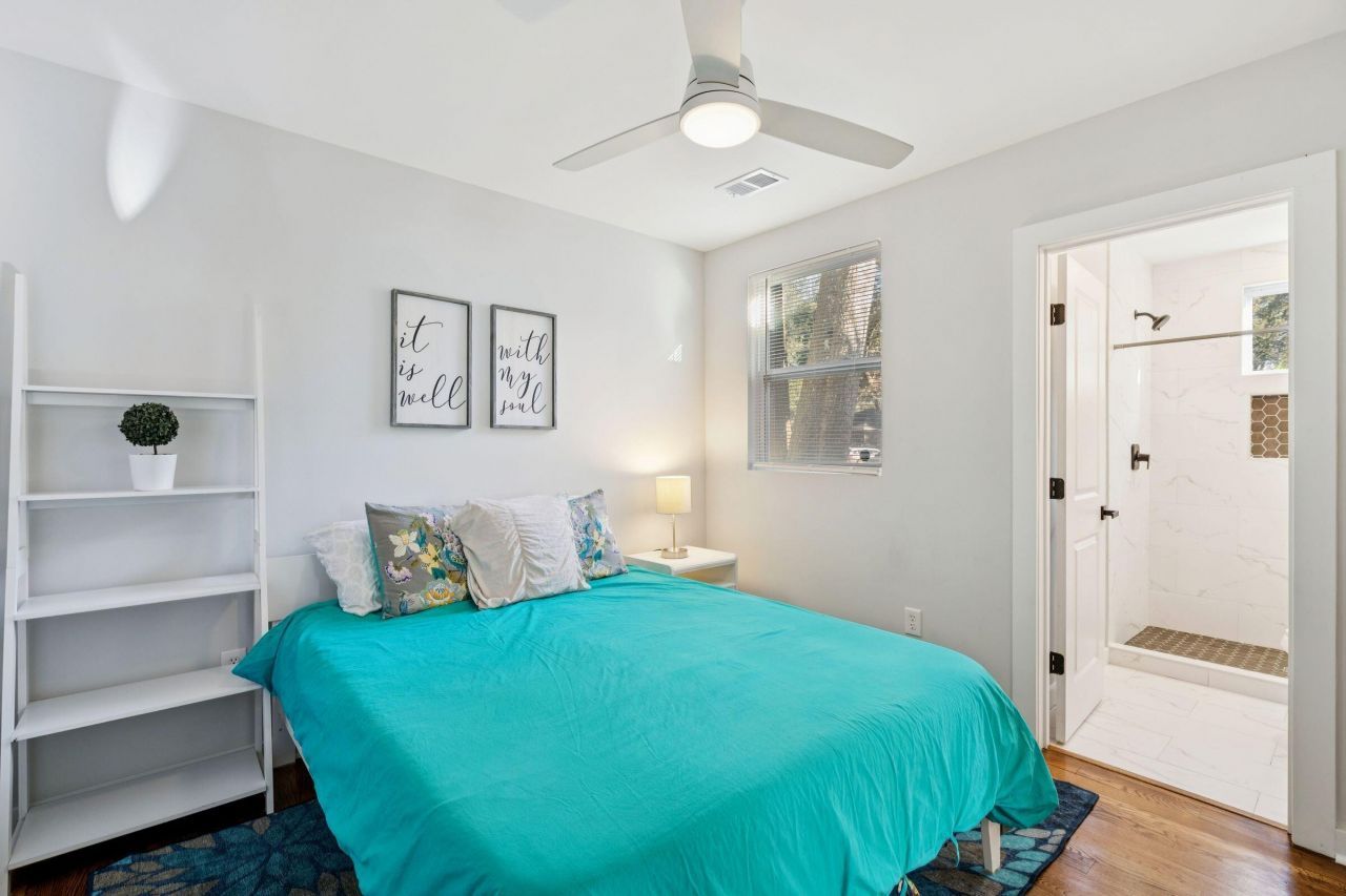 2384 Cambridge Avenue Photo 18