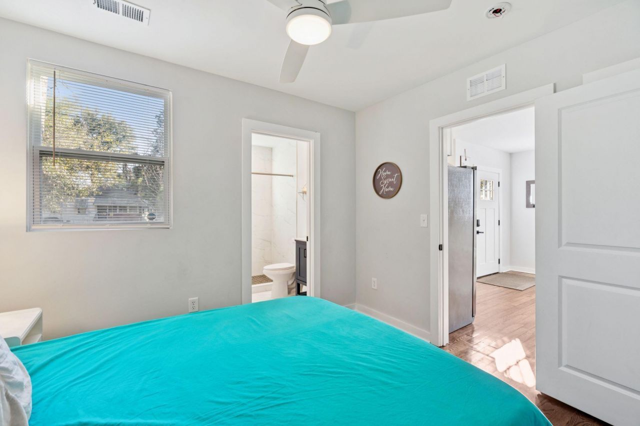 2384 Cambridge Avenue Photo 19