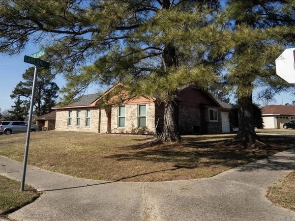 4317 Garland Court, Pine Bluff, AR 71603