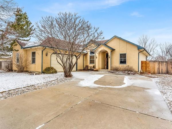 562 S Hook Dr, Pueblo West, CO 81007