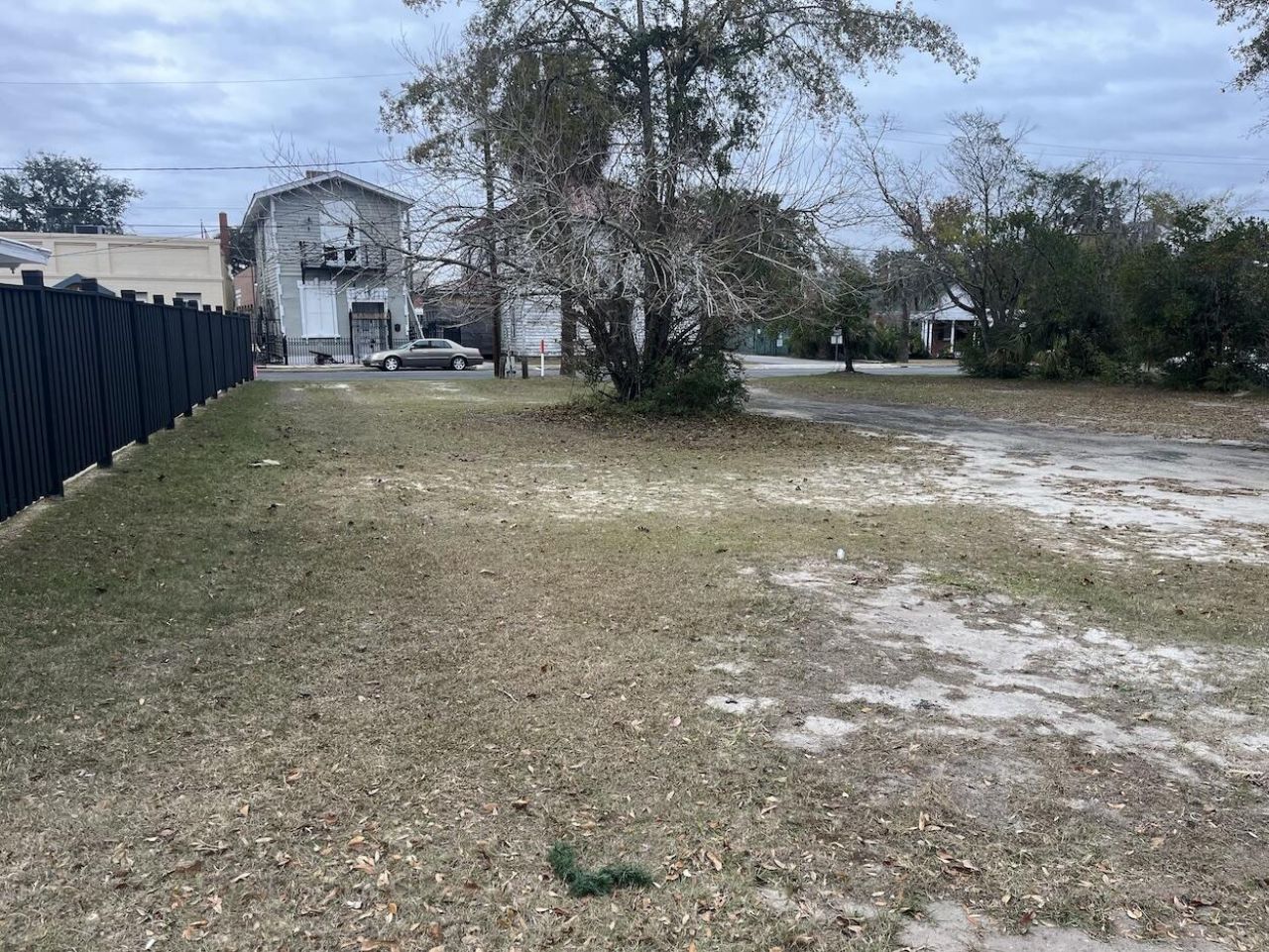 00 E Washington Street Photo 4