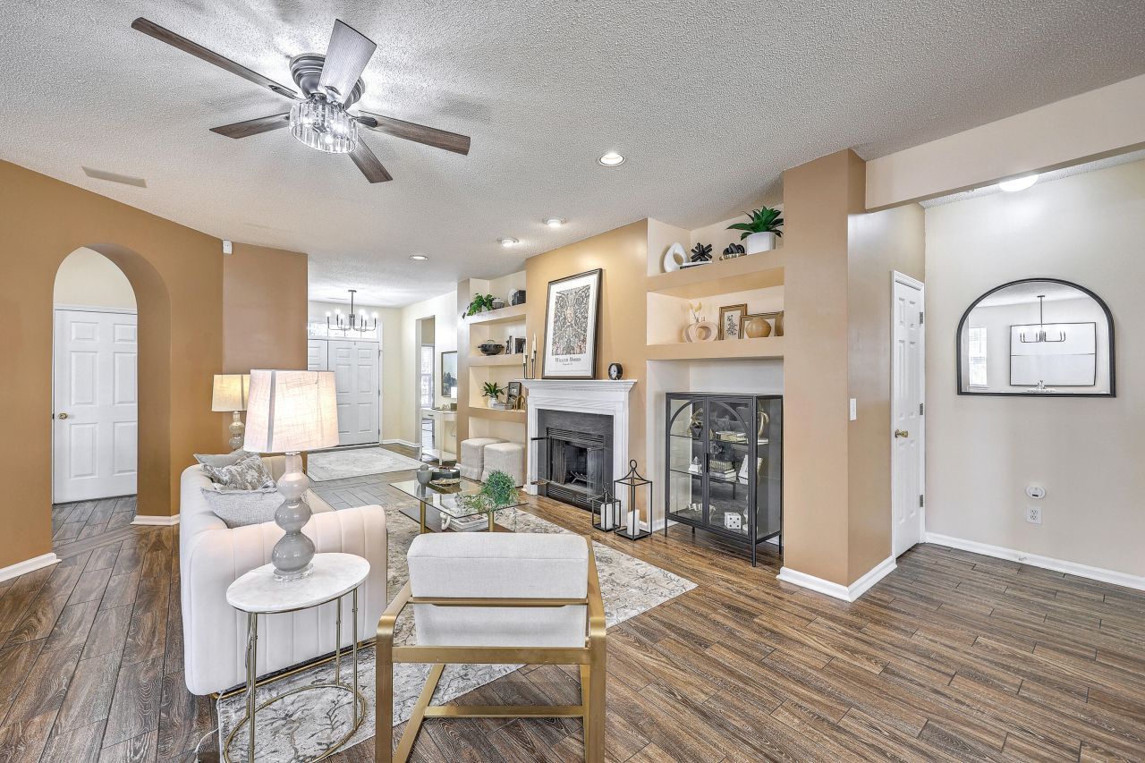 4104 Meadow Trace Court Photo 13