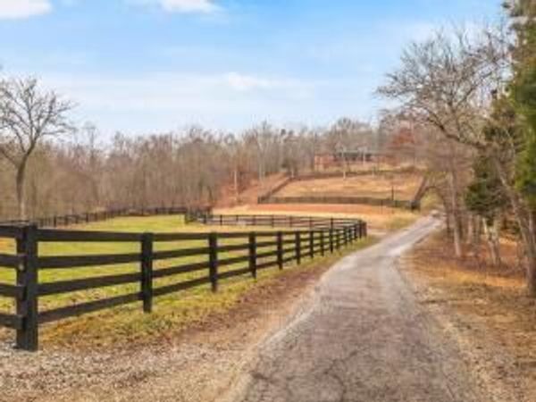 6835 Cooley Road, Ooltewah, TN 37363