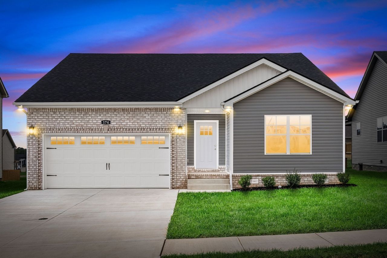 332 Cardinal Creek, Clarksville, TN 37040 Main Photo