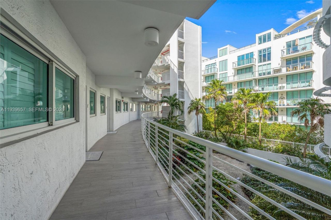 6580 Indian Creek Dr, Unit 304, Miami Beach, FL 33141 Photo