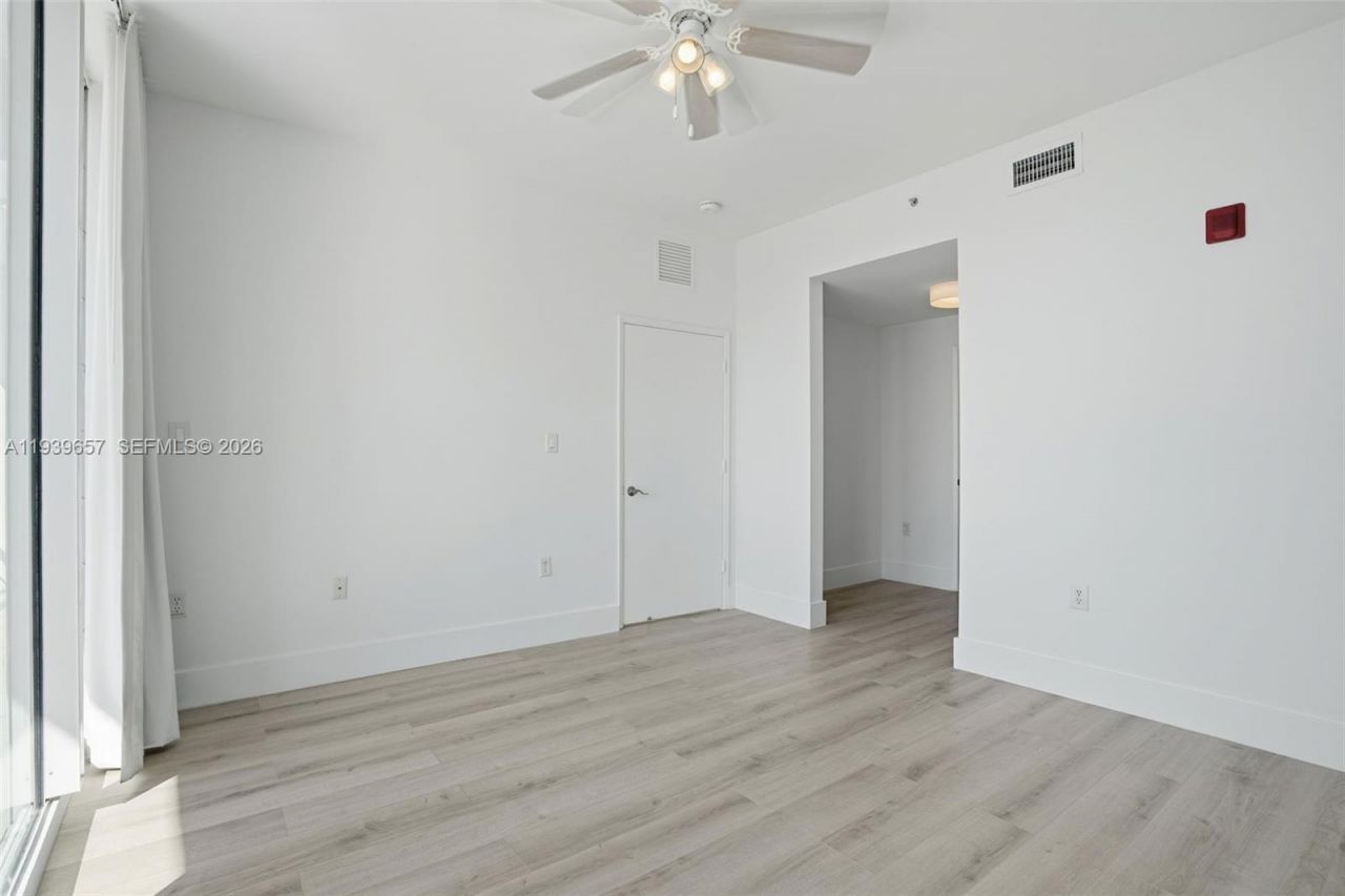 6580 Indian Creek Dr, Unit 304, Miami Beach, FL 33141 Photo