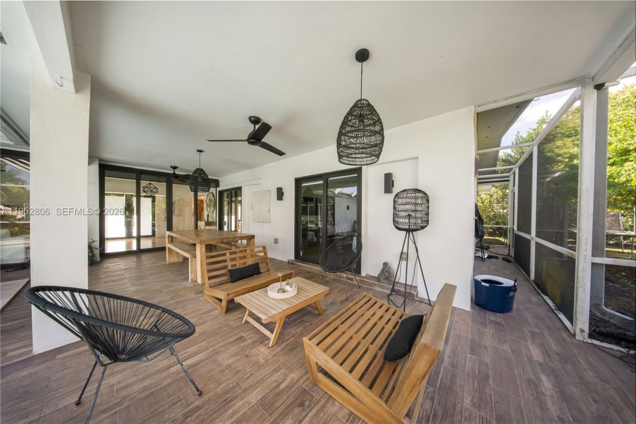 16900 SW 87th Ave, Palmetto Bay, FL 33157 Photo