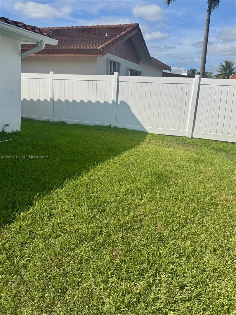 16453 NE 33rd Ave, Unit 1, North Miami Beach, FL 33160 Photo