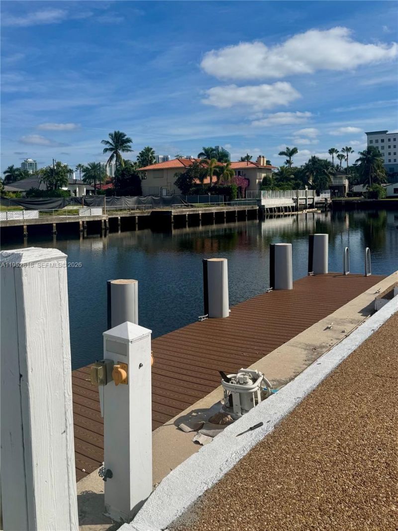 16453 NE 33rd Ave, Unit 1, North Miami Beach, FL 33160 Photo