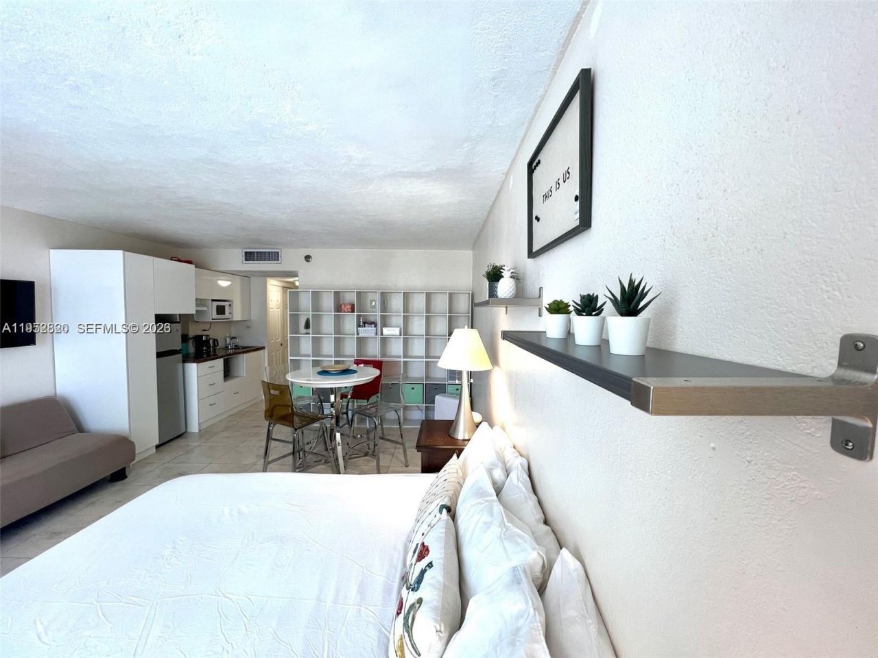 19201 Collins Ave , Unit 1102, Sunny Isles Beach, FL 33160 Photo