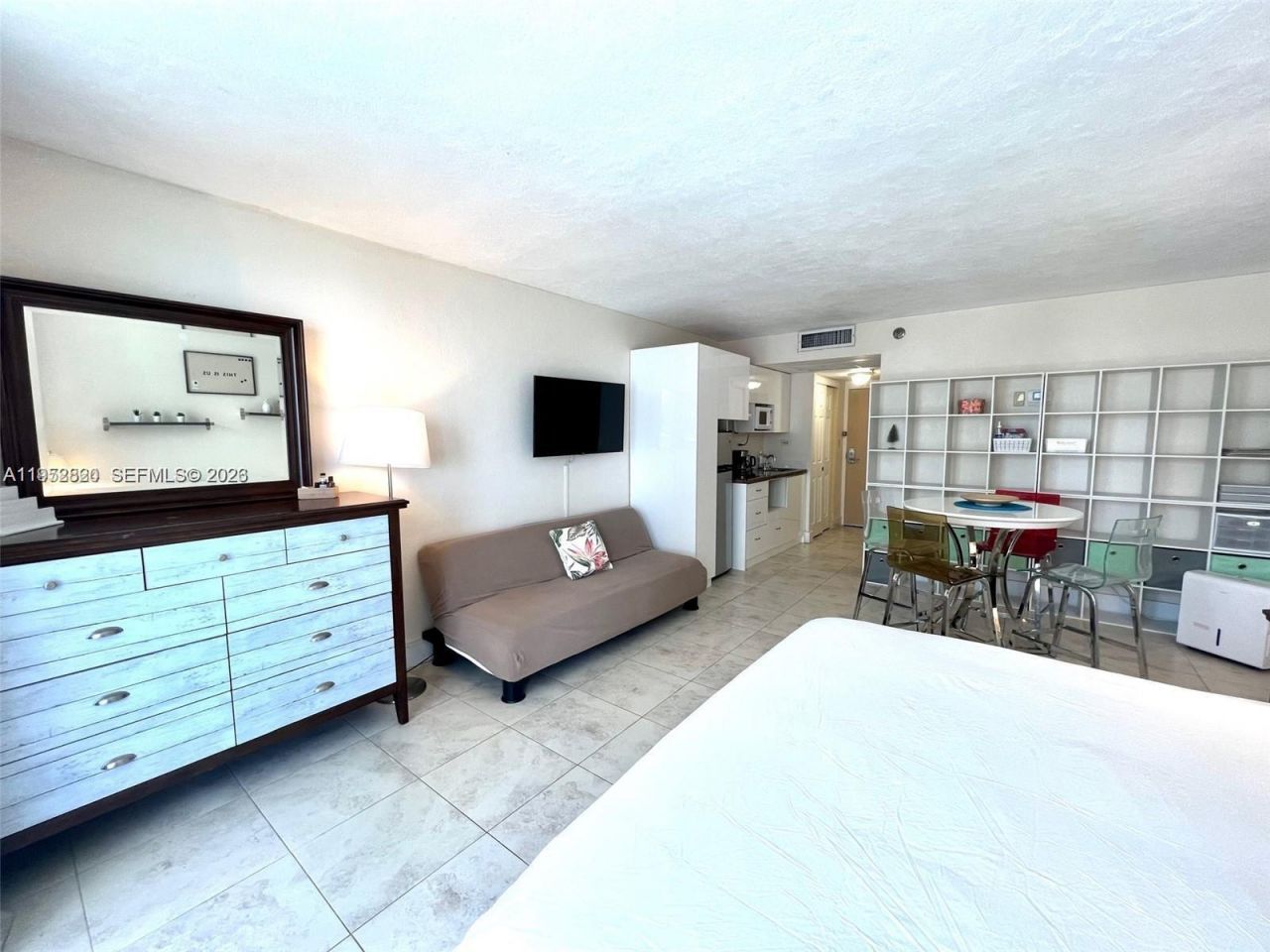 19201 Collins Ave , Unit 1102, Sunny Isles Beach, FL 33160 Photo