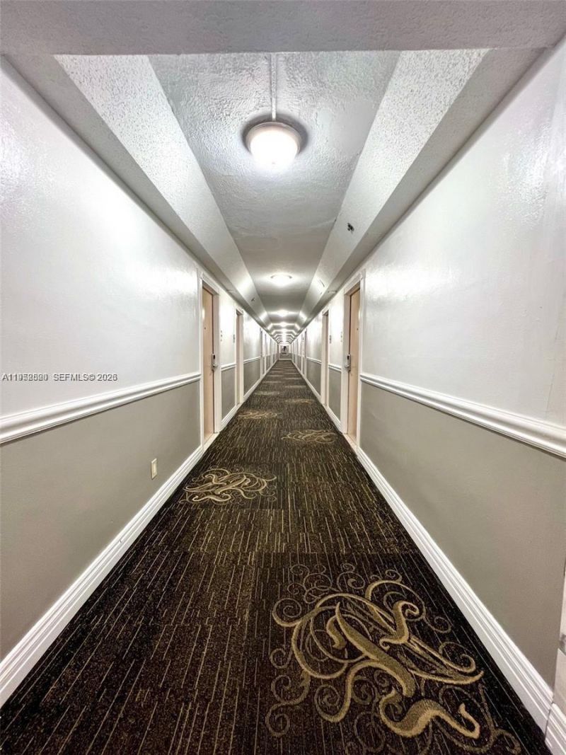 19201 Collins Ave , Unit 1102, Sunny Isles Beach, FL 33160 Photo